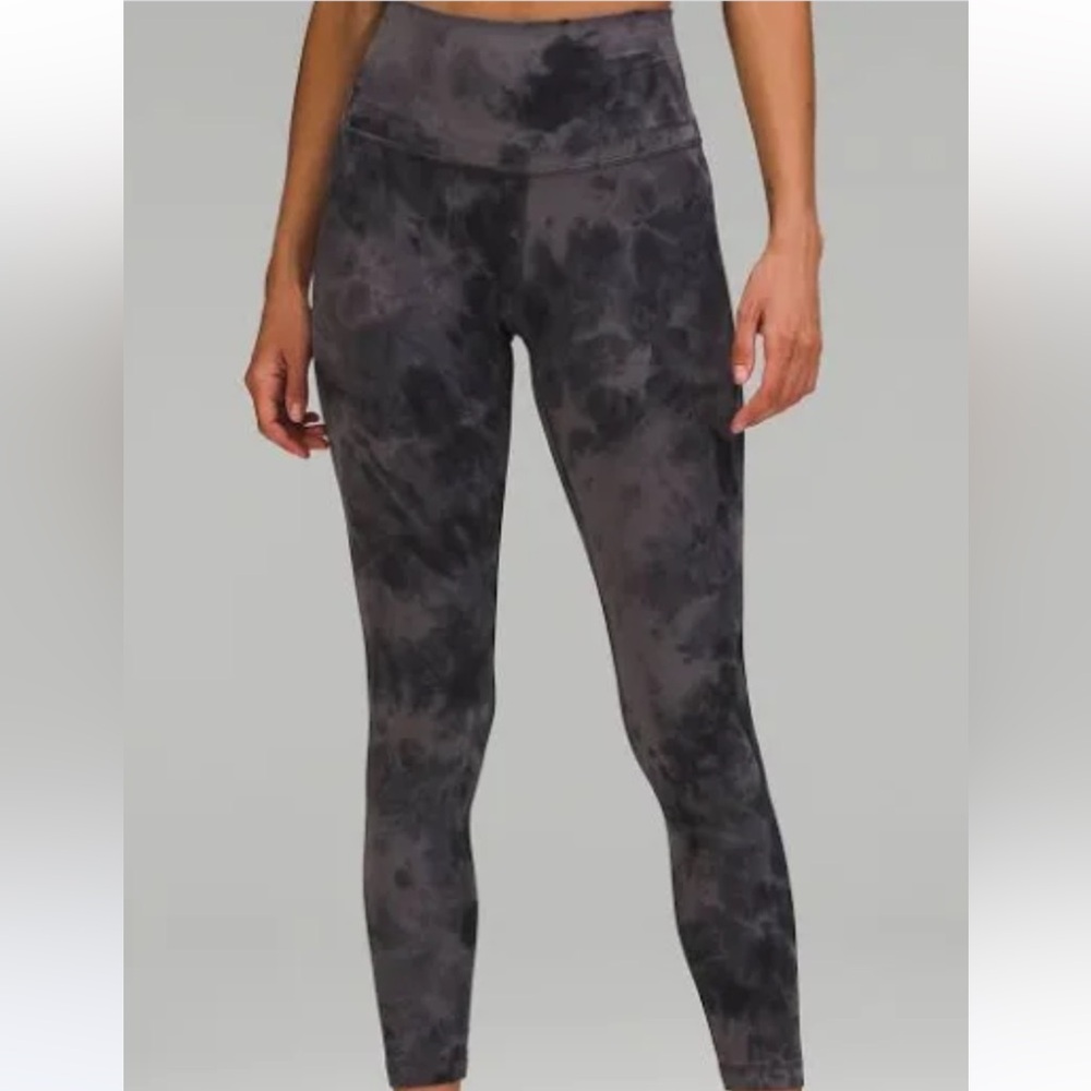 Lululemon Wunder Train high rise legging 25" size 6
